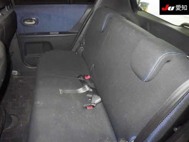 TOYOTA VITZ 2009