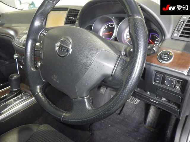 NISSAN FUGA 2008
