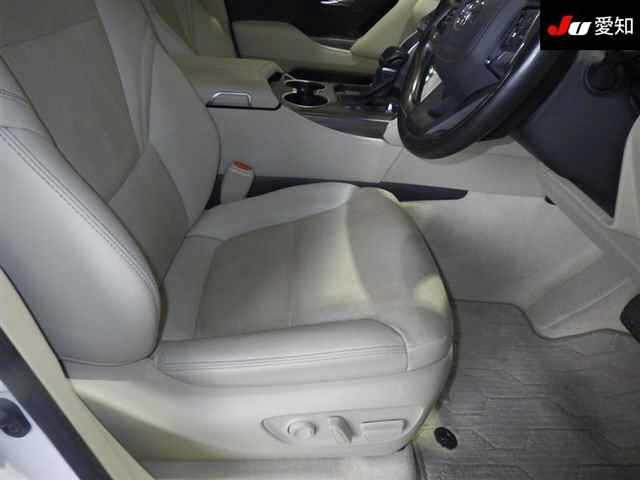 TOYOTA LAND CRUISER 2023