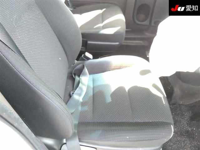 TOYOTA SPADE 2017