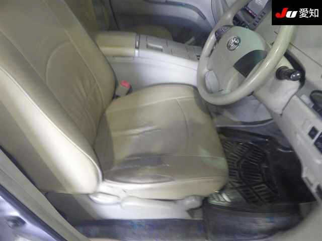 TOYOTA ESTIMA HYBRID 2009