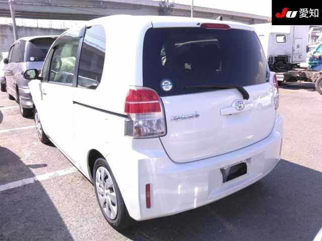 TOYOTA SPADE 2017