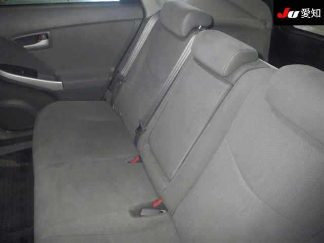 TOYOTA PRIUS 2010