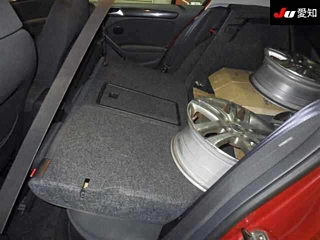 VOLKSWAGEN GOLF 2009