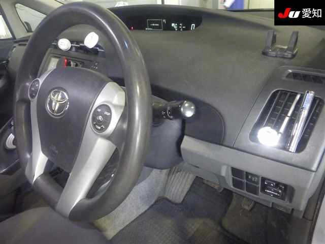 TOYOTA PRIUS 2010