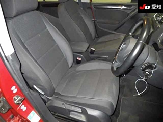 VOLKSWAGEN GOLF 2009
