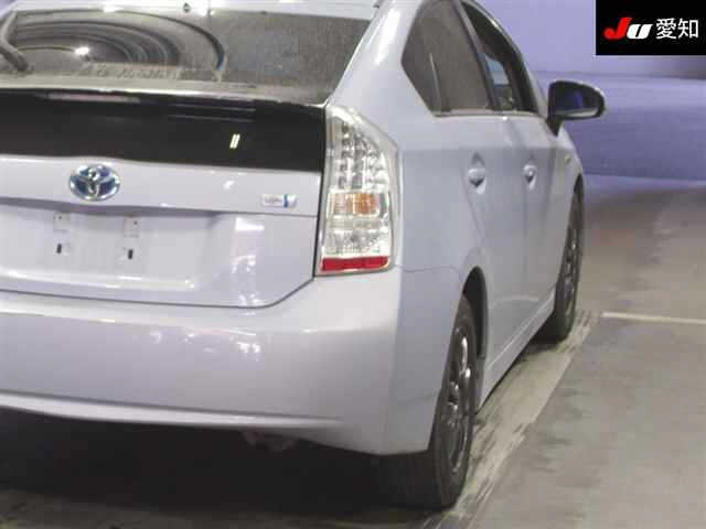 TOYOTA PRIUS 2010