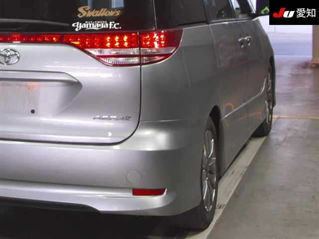 TOYOTA ESTIMA 2008