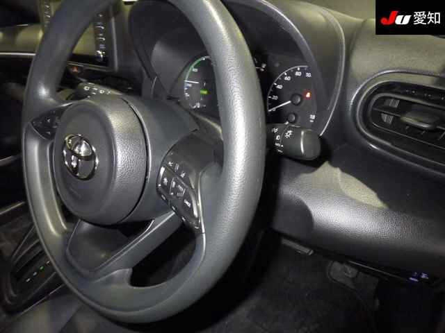 TOYOTA YARIS 2021