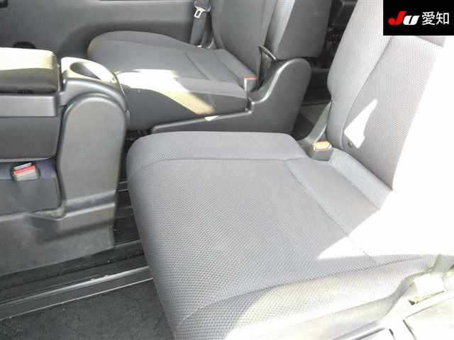 NISSAN SERENA 2018