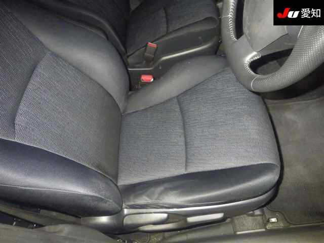 TOYOTA WISH 2011