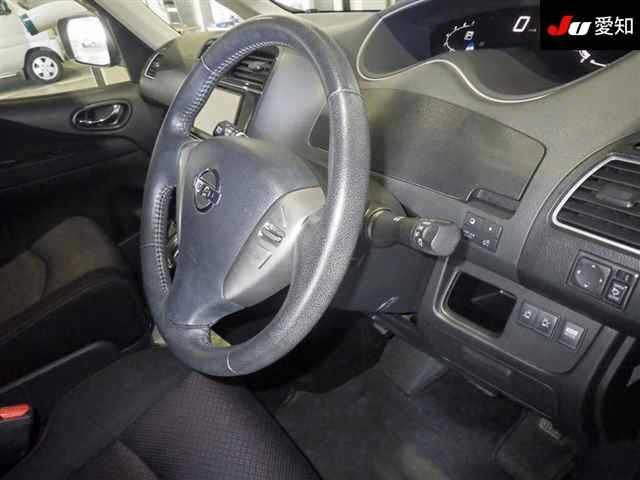 NISSAN SERENA 2011