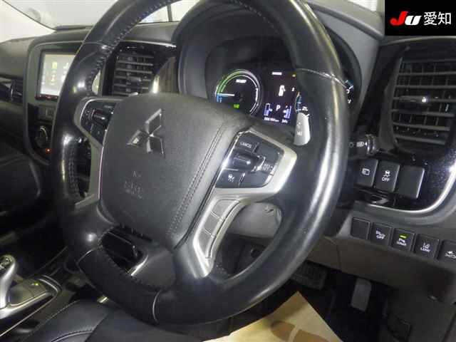 MITSUBISHI OUTLANDER PHEV 2018