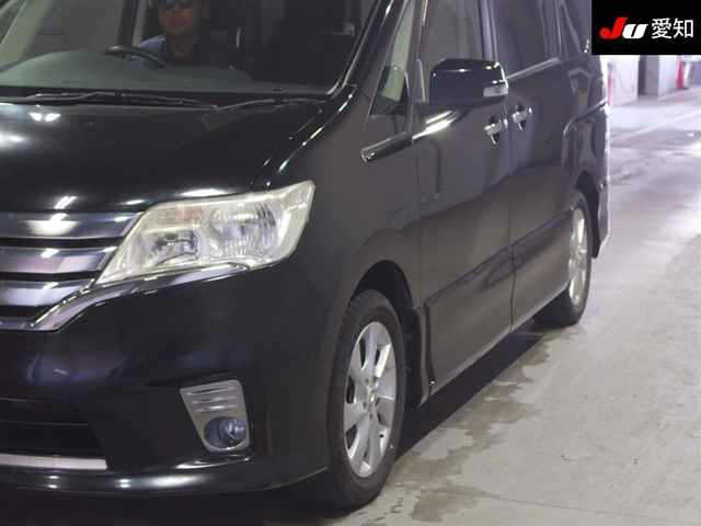 NISSAN SERENA 2011