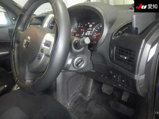 NISSAN X-TRAIL 2011