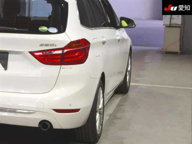 BMW 2 SERIES 2016