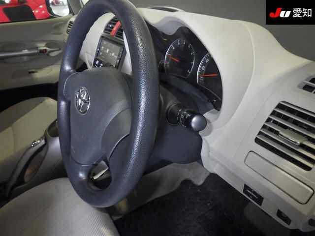 TOYOTA AURIS 2008