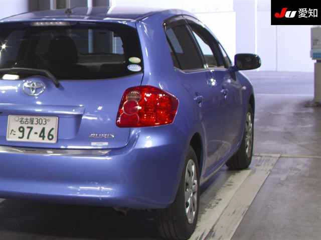 TOYOTA AURIS 2008