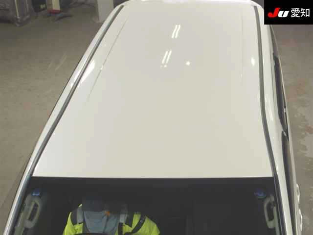 TOYOTA VELLFIRE 2011