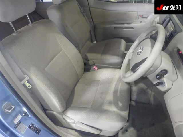 TOYOTA RAUM 2008
