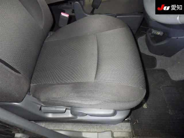 MITSUBISHI DELICA D2 2011