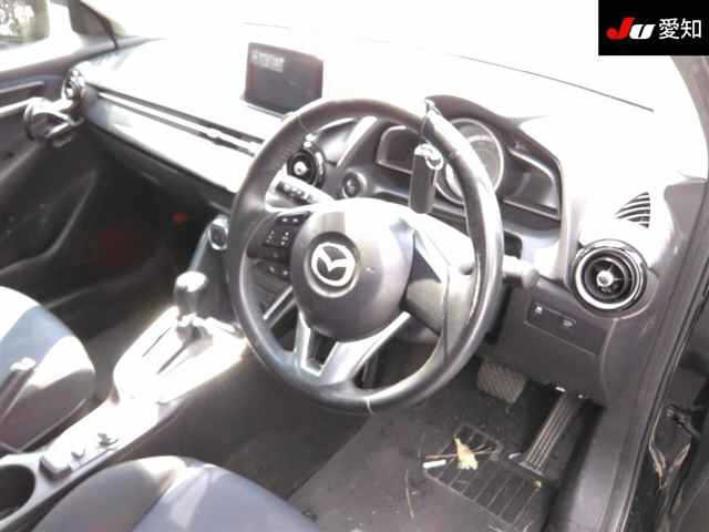 MAZDA DEMIO 2014