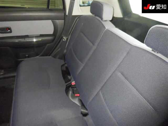 MAZDA VERISA 2010