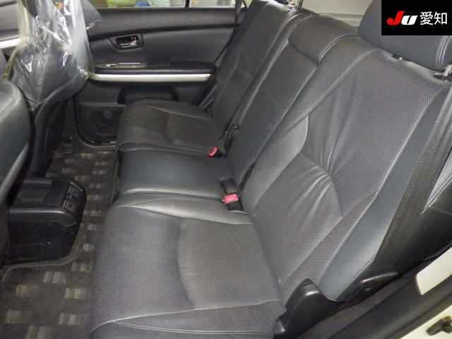 TOYOTA HARRIER 2011