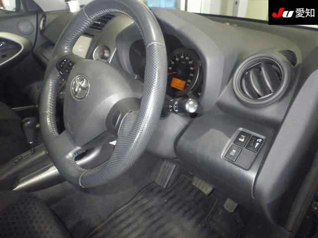 TOYOTA VANGUARD 2011