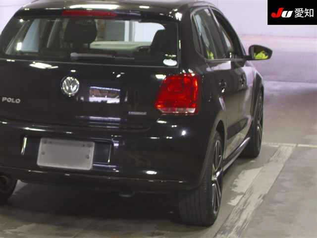 VOLKSWAGEN POLO 2012