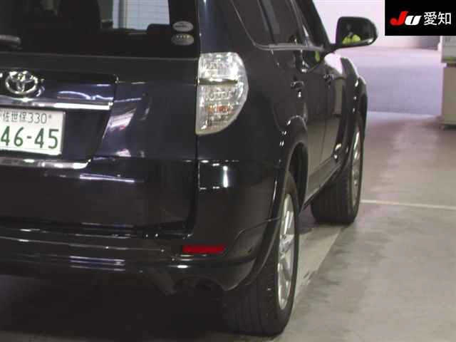TOYOTA VANGUARD 2011