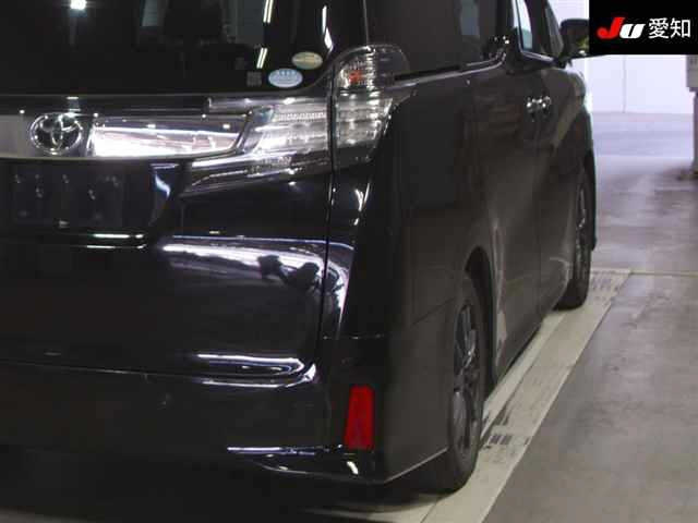 TOYOTA VELLFIRE 2017