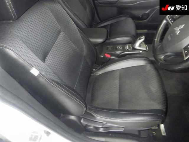 MITSUBISHI OUTLANDER PHEV 2014