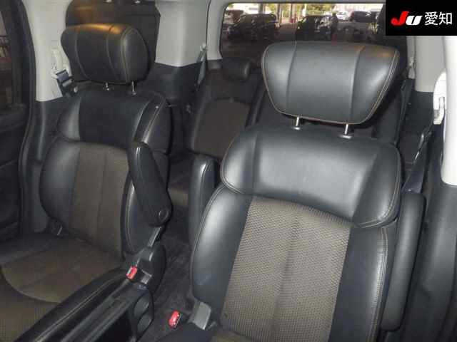 NISSAN ELGRAND 2012