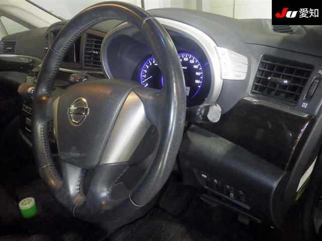 NISSAN ELGRAND 2012