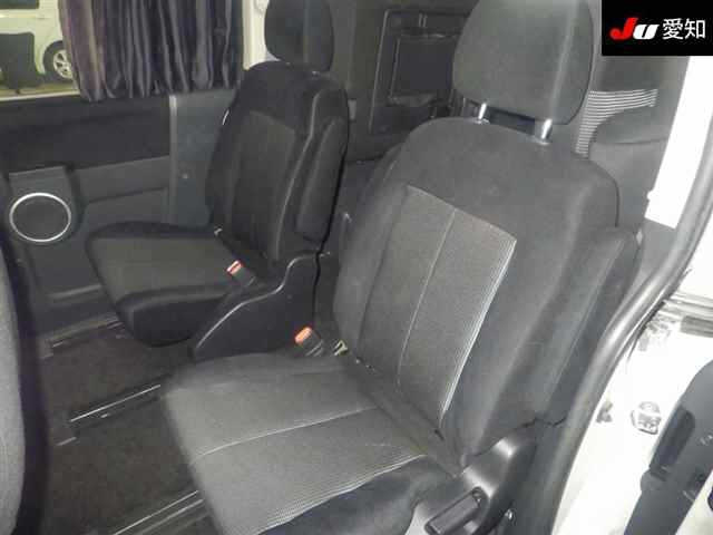 MITSUBISHI DELICA D5 2012