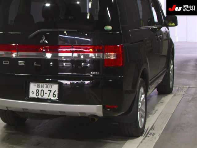 MITSUBISHI DELICA D5 2016