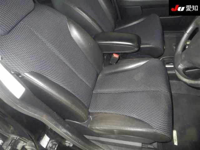 NISSAN TIIDA 2012