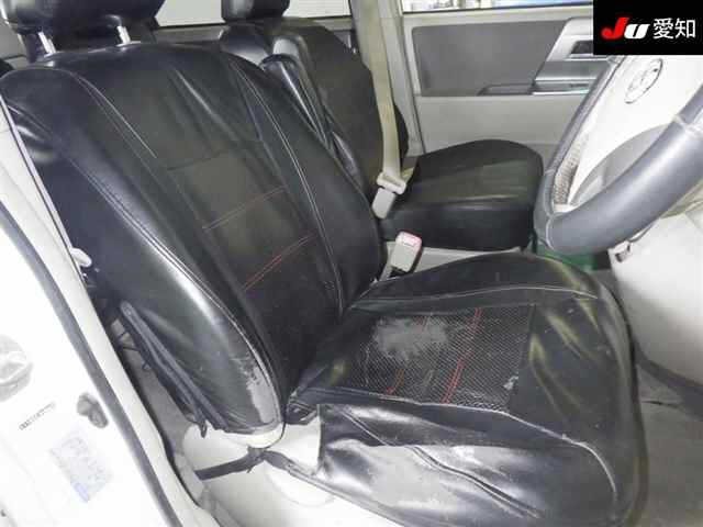 TOYOTA NOAH 2009