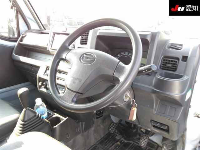 DAIHATSU HIJET TRUCK 2016