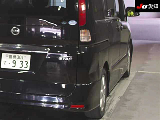 NISSAN SERENA 2010