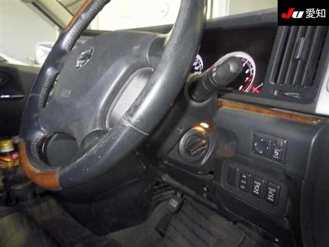 NISSAN ELGRAND 2009