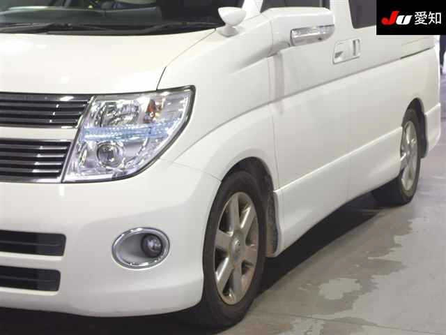 NISSAN ELGRAND 2009