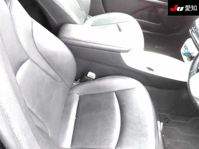 TOYOTA PRIUS 2016