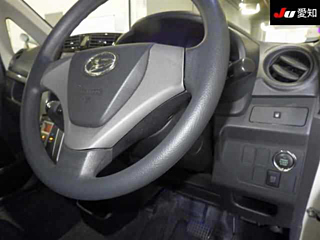DAIHATSU MOVE 2013