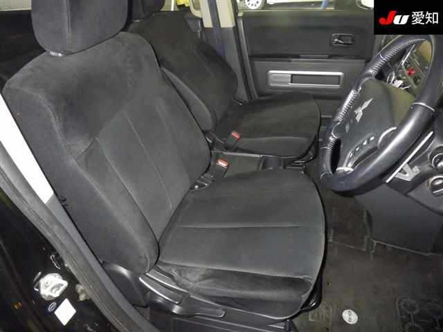 MITSUBISHI DELICA D5 2008