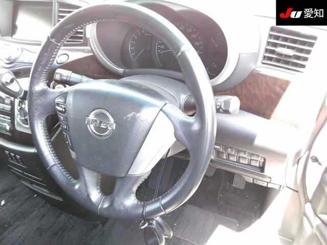 NISSAN ELGRAND 2010