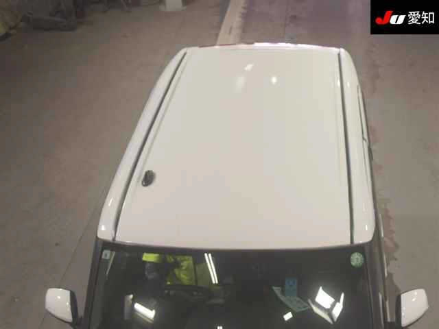 TOYOTA ROOMY 2017