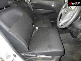 DAIHATSU MOVE 2012