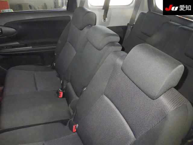 TOYOTA WISH 2016